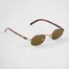Gafas de sol con la icónica placa metálica Gafas de sol con la icónica placa metálica
