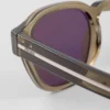 Gafas de sol con la icónica placa metálica Gafas de sol con la icónica placa metálica