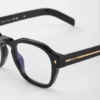 Gafas de sol con la icónica placa metálica Gafas de sol con la icónica placa metálica