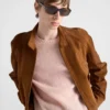 Gafas de sol con la icónica placa metálica Gafas de sol con la icónica placa metálica