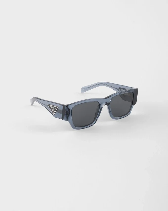 Gafas de sol con logotipo triangular Gafas de sol con logotipo triangular