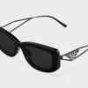 Gafas de sol con logotipo triangular Gafas de sol con logotipo triangular