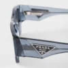 Gafas de sol con logotipo triangular Gafas de sol con logotipo triangular
