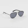 Gafas de sol con placa metálica icónica