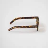 Gafas de sol con placa metálica icónica