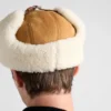 Gorro de cazador de ante y piel de oveja