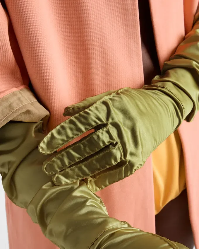 Guantes de satén Guantes de satén