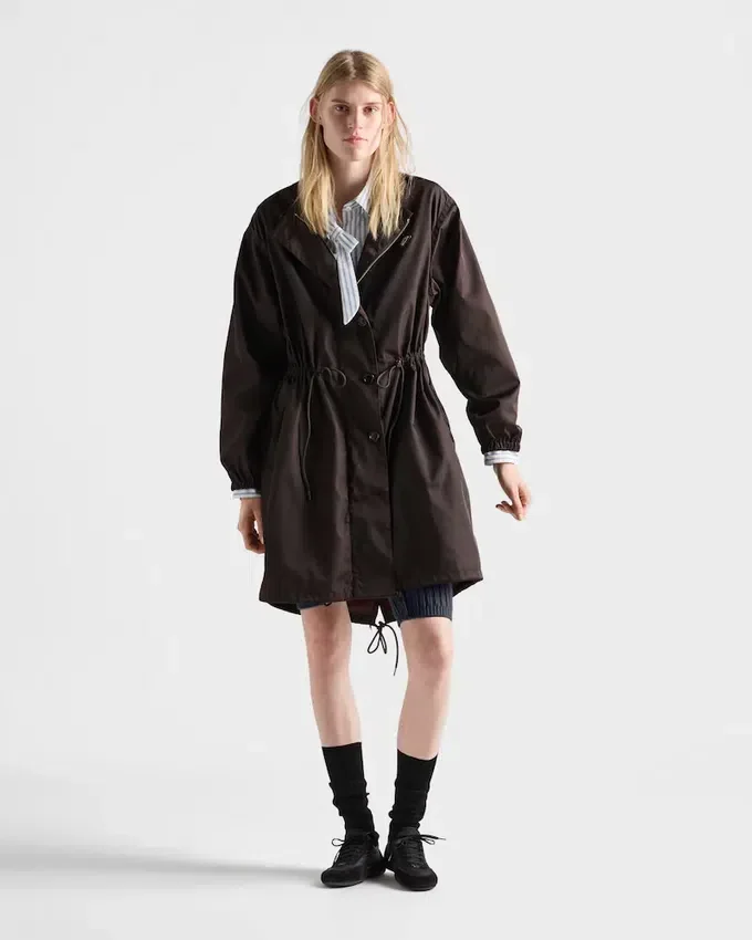 Impermeable de Re-Nylon Impermeable de Re-Nylon