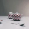 Juego de jarra de leche y azucarero de porcelana – Rojo Viena