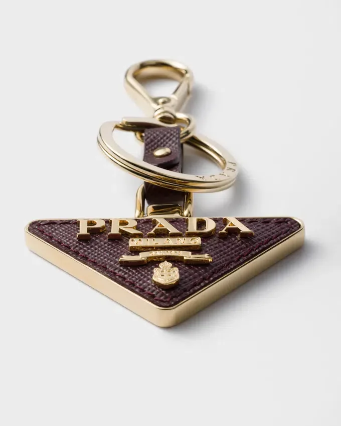 Llavero de piel Saffiano y metal Llavero de piel Saffiano y metal