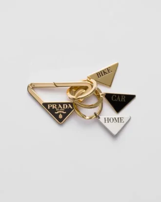 Llavero triangular de metal Llavero triangular de metal
