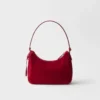 Mini bolso de ante Prada Re-Edition 2005