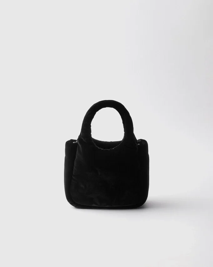 Mini bolso de mano acolchado de terciopelo Mini bolso de mano acolchado de terciopelo