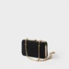 Mini bolso de mano de satén con correa para el hombro Mini bolso de mano de satén con correa para el hombro