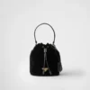 Mini bolso de terciopelo con detalles de piel napa Mini bolso de terciopelo con detalles de piel napa