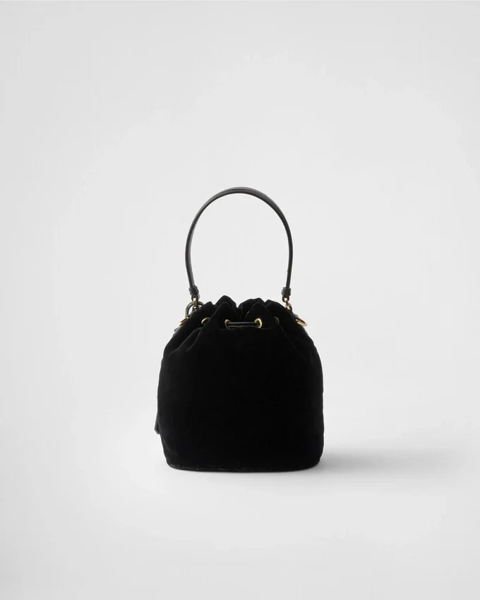 Mini bolso de terciopelo con detalles de piel napa Mini bolso de terciopelo con detalles de piel napa