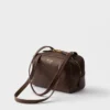 Mini bolso Prada Carry de piel envejecida con asa superior Mini bolso Prada Carry de piel envejecida con asa superior