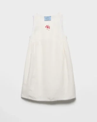 Minivestido de lona con hilos irregulares bordado