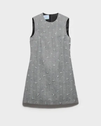 Minivestido de rayas finas bordado