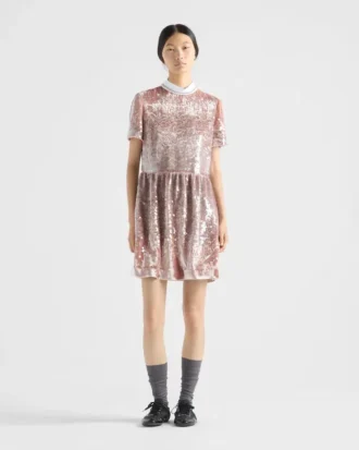 Minivestido de terciopelo con lentejuelas