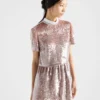 Minivestido de terciopelo con lentejuelas Minivestido de terciopelo con lentejuelas