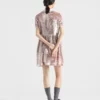 Minivestido de terciopelo con lentejuelas Minivestido de terciopelo con lentejuelas