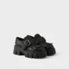 Mocasines de cuero con tachuelas Monolith Mocasines de cuero con tachuelas Monolith