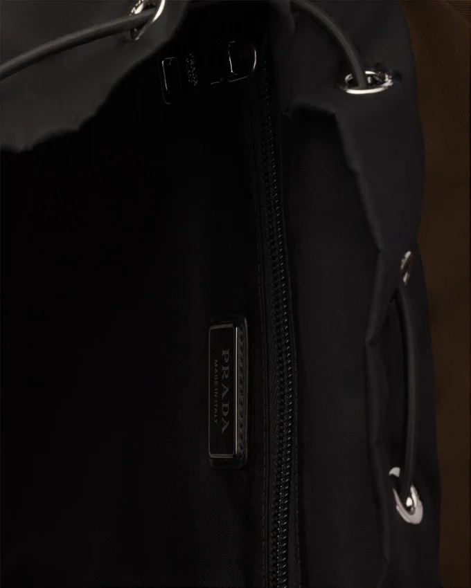 Mochila de Re-Nylon Mochila de Re-Nylon