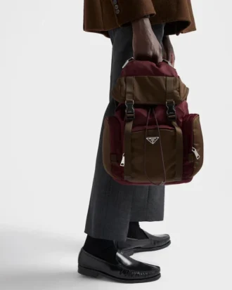 Mochila de Re-Nylon y cuero
