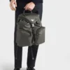 Mochila de Re-Nylon y cuero Mochila de Re-Nylon y cuero