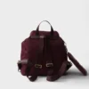Mochila mediana de Re-Nylon con bolsillo Mochila mediana de Re-Nylon con bolsillo