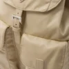 Mochila mediana de Re-Nylon con bolsillo Mochila mediana de Re-Nylon con bolsillo