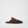 Mules de cuero con flecos Shuffle Mules de cuero con flecos Shuffle