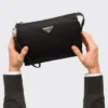 Neceser de Re-Nylon y cuero Saffiano Neceser de Re-Nylon y cuero Saffiano