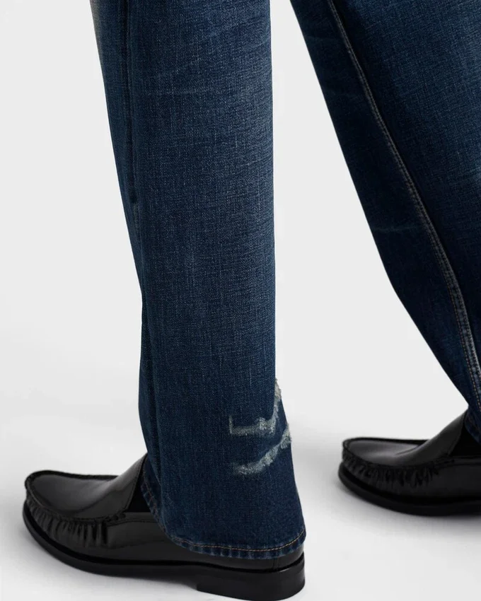 Pantalones de mezclilla con lavado regular Pantalones de mezclilla con lavado regular