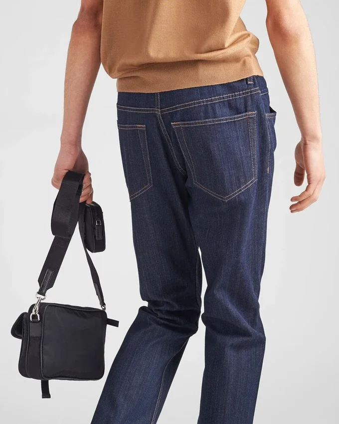 Pantalones de mezclilla elástica Pantalones de mezclilla elástica