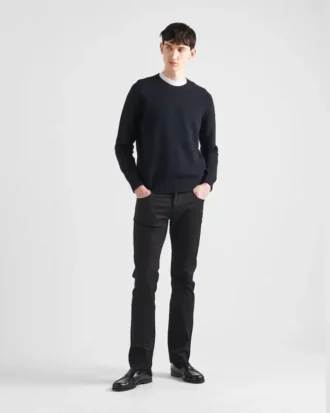Pantalones de mezclilla elásticos