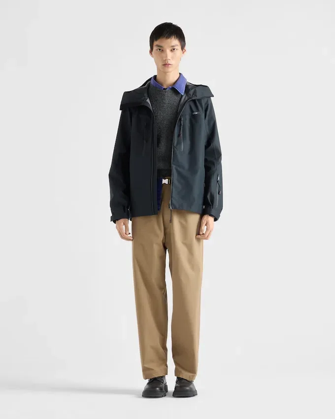 Pantalones de tejido técnico Pantalones de tejido técnico