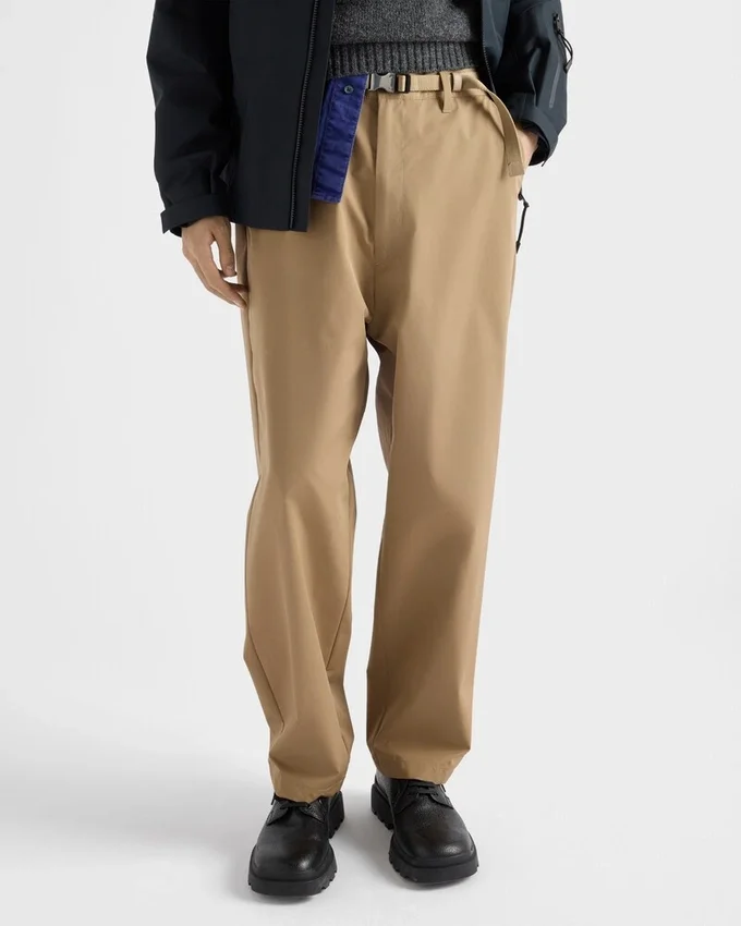 Pantalones de tejido técnico Pantalones de tejido técnico