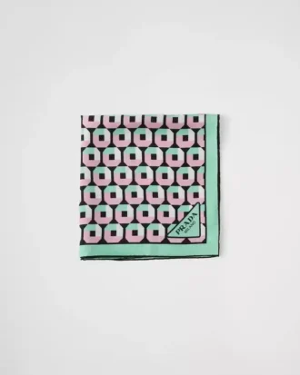 Pañuelo de sarga de seda estampado 55