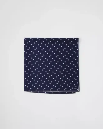 Pañuelo de sarga de seda estampado 90