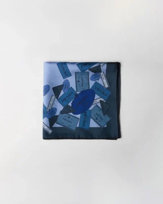 Pañuelo de sarga estampado 55