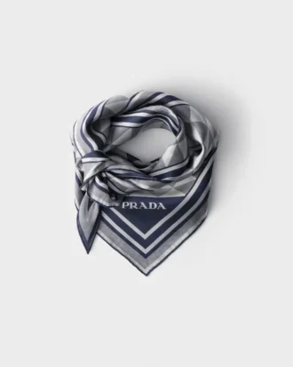 Pañuelo de seda estampado Pañuelo de seda estampado