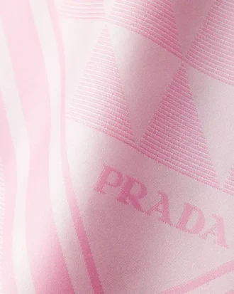 Pañuelo de seda jacquard 55 Pañuelo de seda jacquard 55