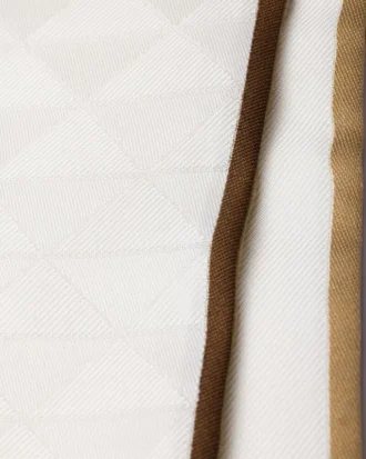 Pañuelo estrecho de sarga de seda estampada en jacquard