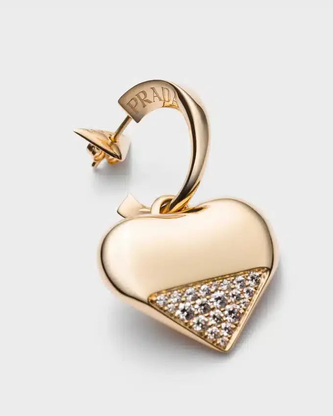 Pendientes colgantes Eternal Gold – Oro amarillo y diamantes Pendientes colgantes Eternal Gold – Oro amarillo y diamantes