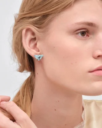 Pendientes de botón Couleur Vivante – Oro blanco con aguamarina