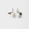 Pendientes de metal y perlas Pendientes de metal y perlas