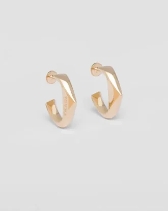Pendientes pequeños Eternal Gold en oro amarillo