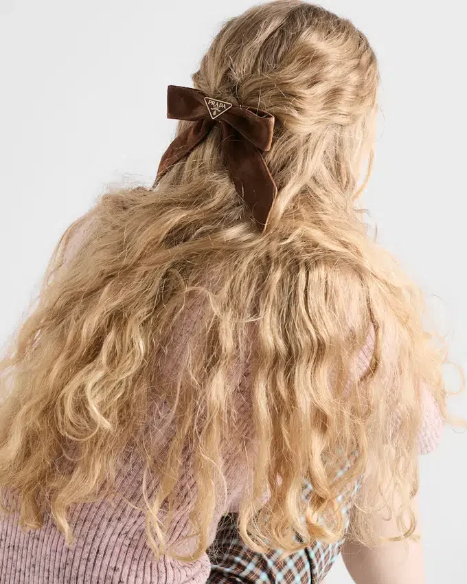 Pinza para el pelo de gamuza Pinza para el pelo de gamuza